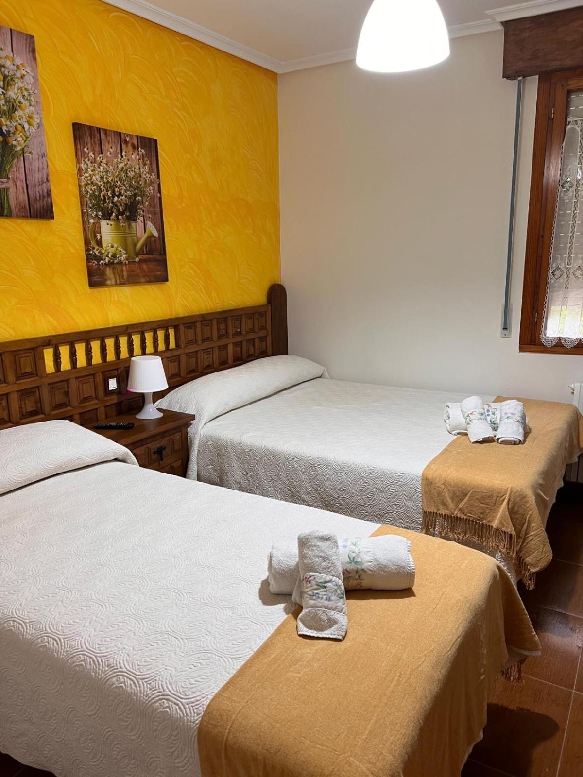 Hospedaje Marisa La Hermida Ngoại thất bức ảnh