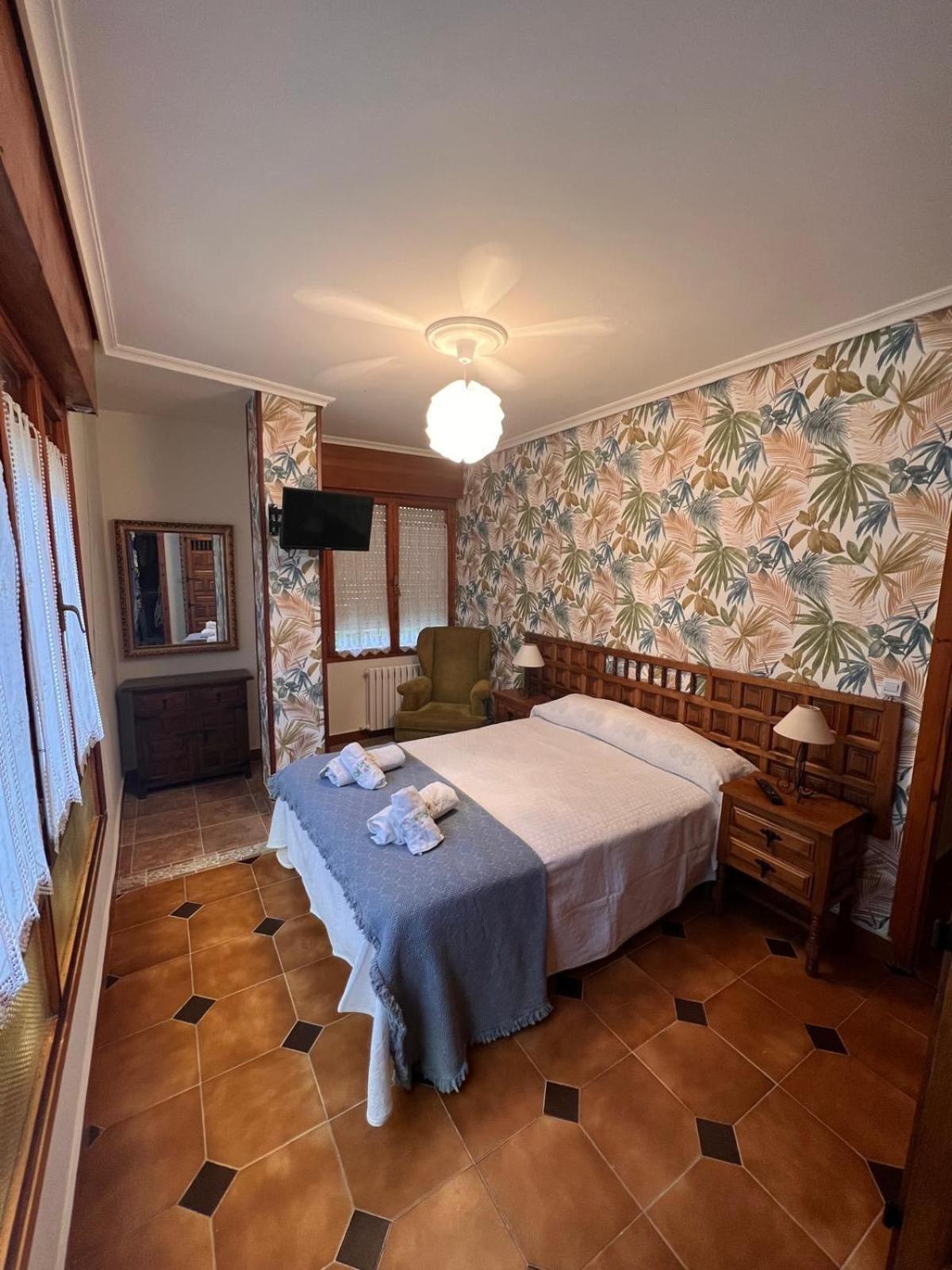 Hospedaje Marisa La Hermida Ngoại thất bức ảnh